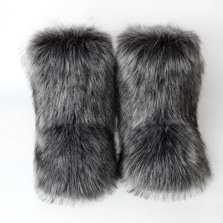 Women's Winter Snow Boots - Outdoor Luxury with Faux Fox Fur, Plush Warmth, and Fashionable Platform Design