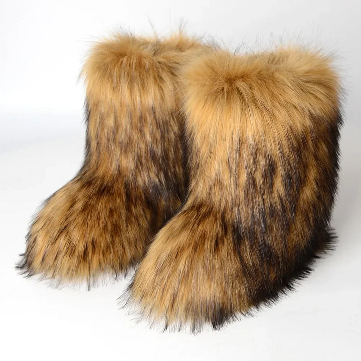 Women's Winter Snow Boots - Outdoor Luxury with Faux Fox Fur, Plush Warmth, and Fashionable Platform Design